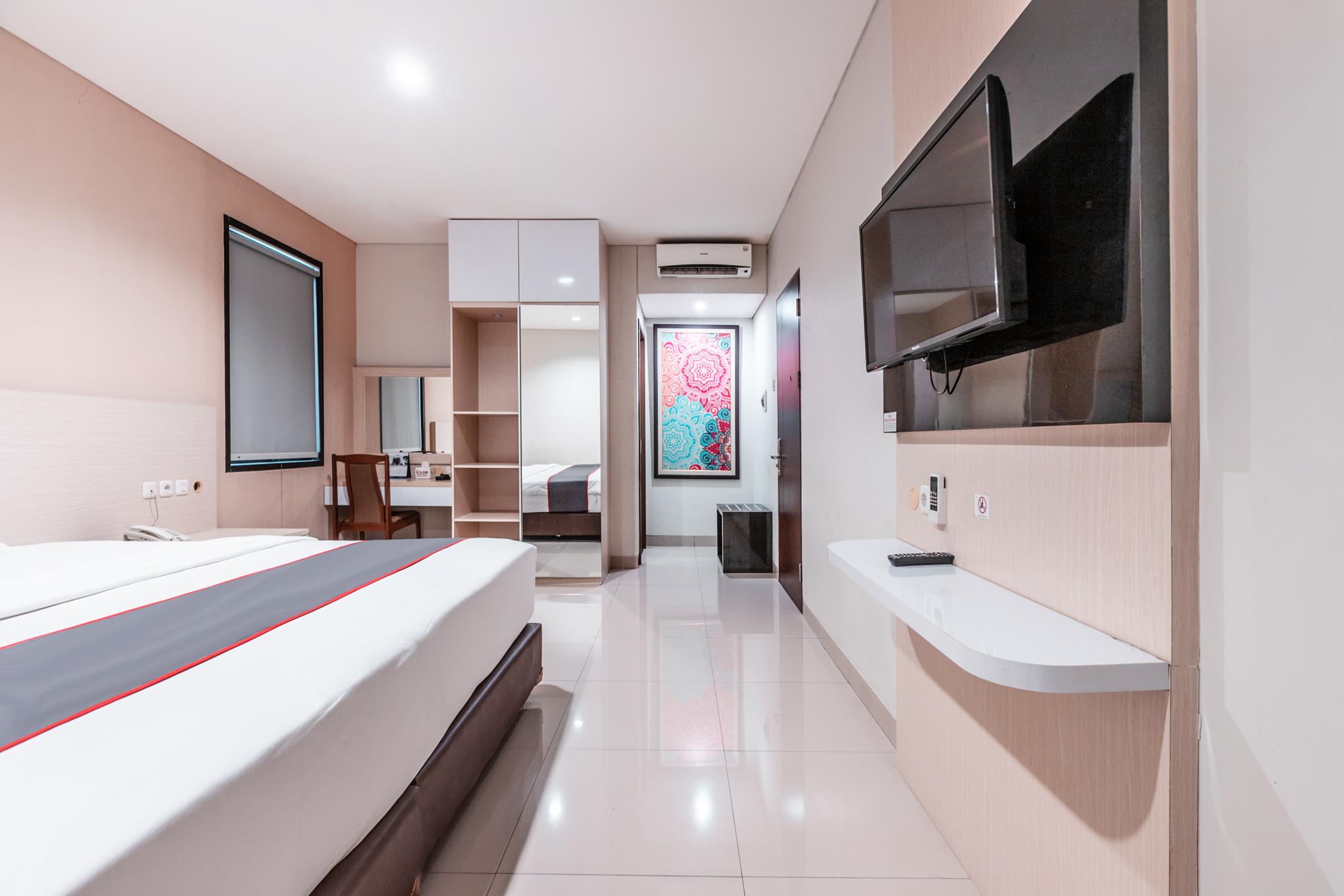 Collection O Hotel Igloo Bekasi Exteriör bild