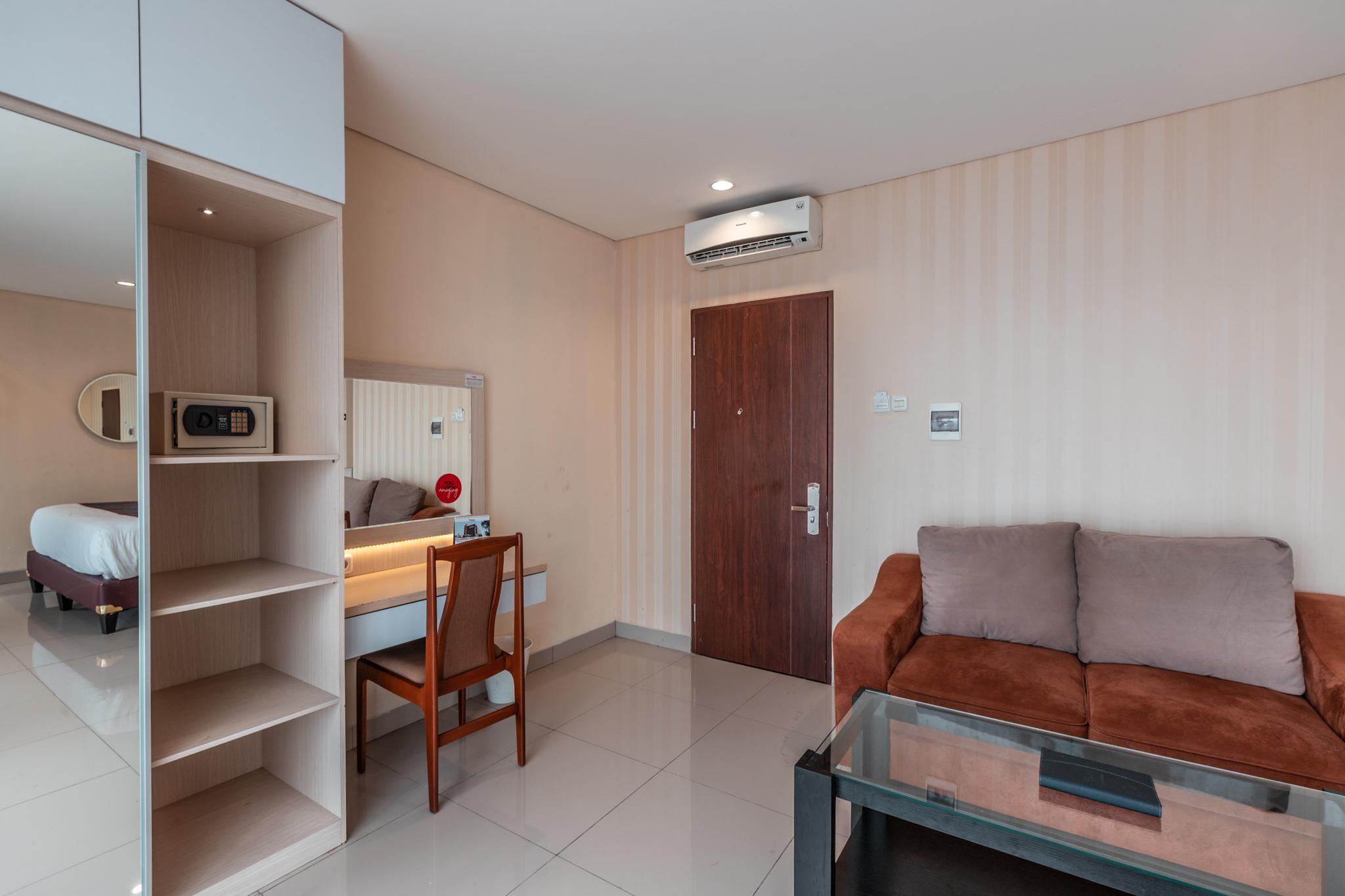 Collection O Hotel Igloo Bekasi Exteriör bild