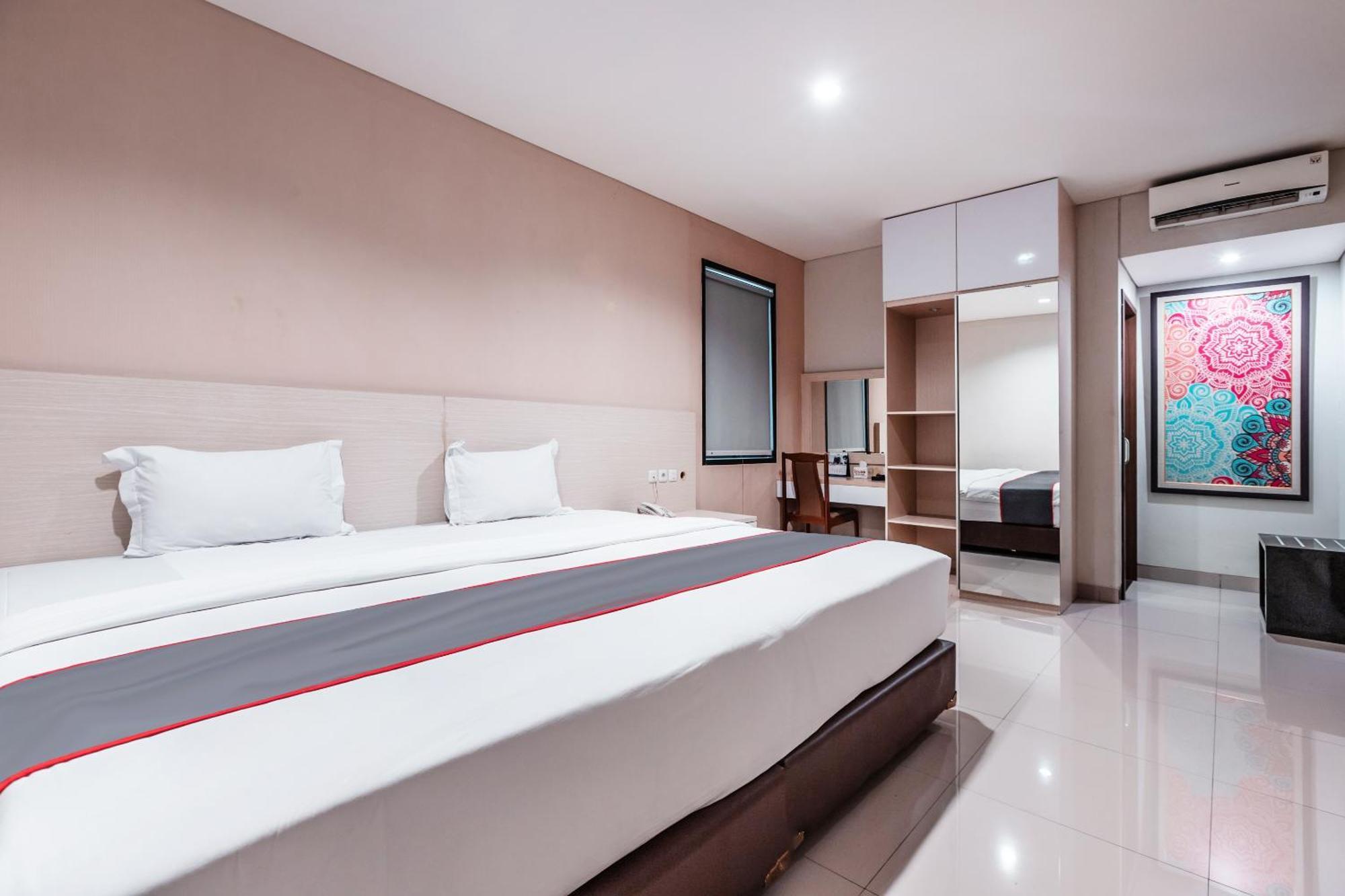 Collection O Hotel Igloo Bekasi Exteriör bild